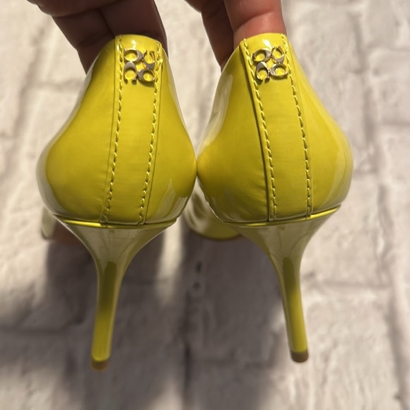 Coach Nala Patent Leather Yellow Bright Citrine Pumps Women’s Size 7.5 - Picture 5 of 10